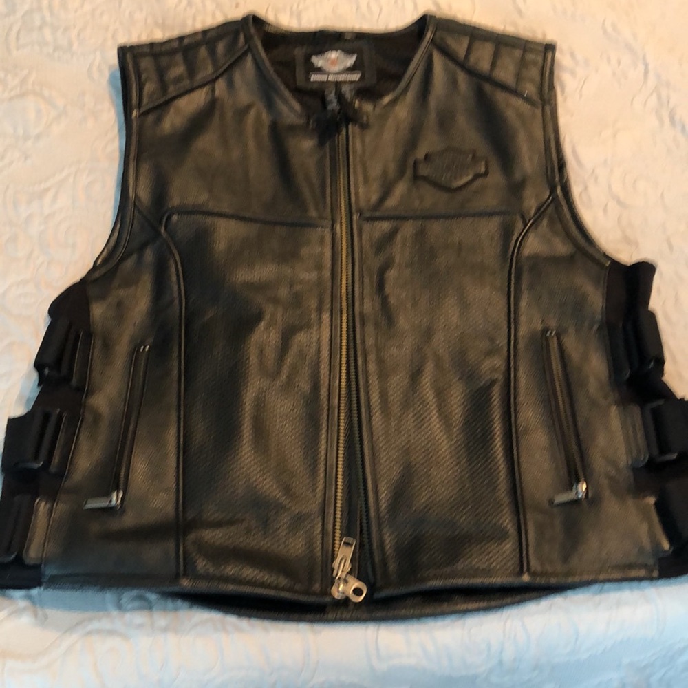 Harley Davidson men’s black leather vest